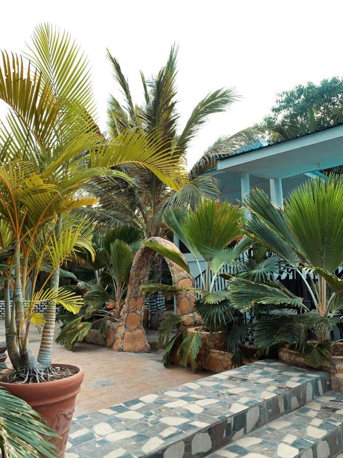 Fx72 Beach Resort Маумере Экстерьер фото